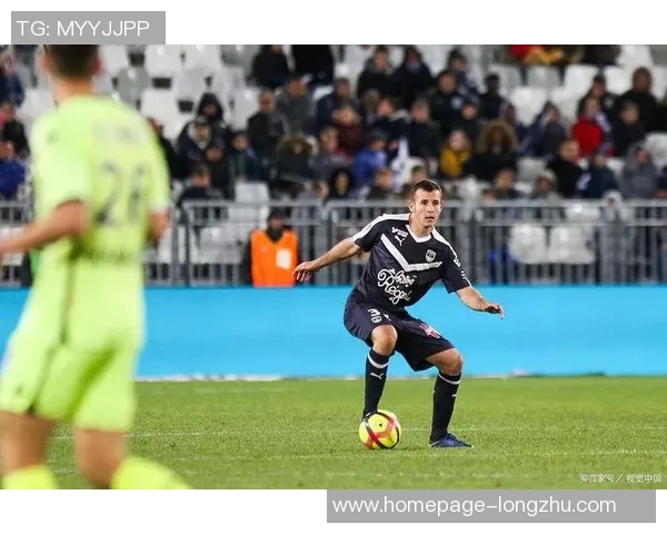 昂热与摩纳哥对决分析双方战术特点及近期状态评估